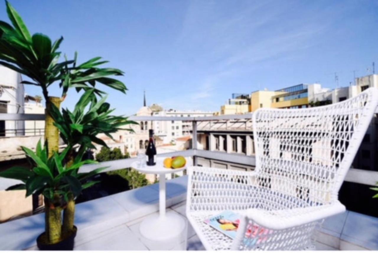 A Diamont In The Center Of Athens Apartman Kültér fotó